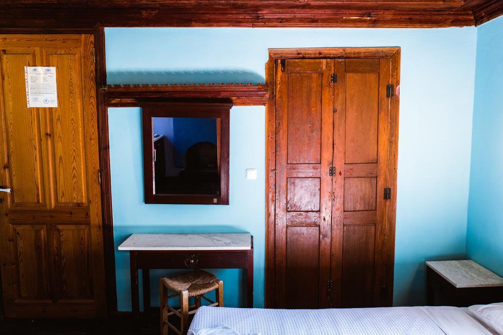 Karnayo Hotel Megisti ภายนอก รูปภาพ