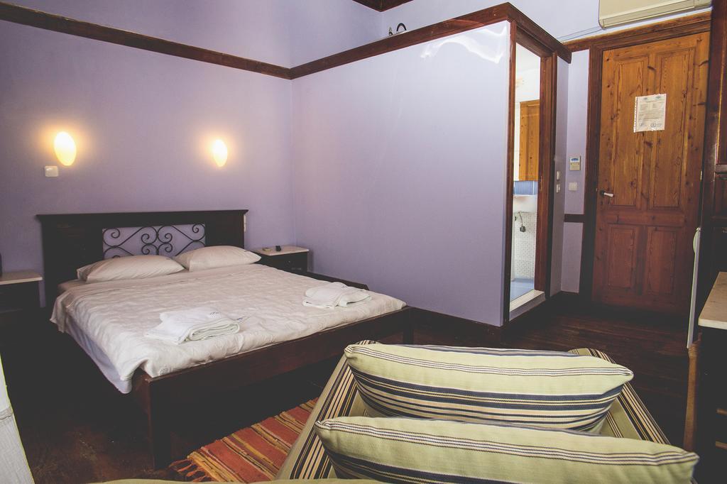Karnayo Hotel Megisti ภายนอก รูปภาพ