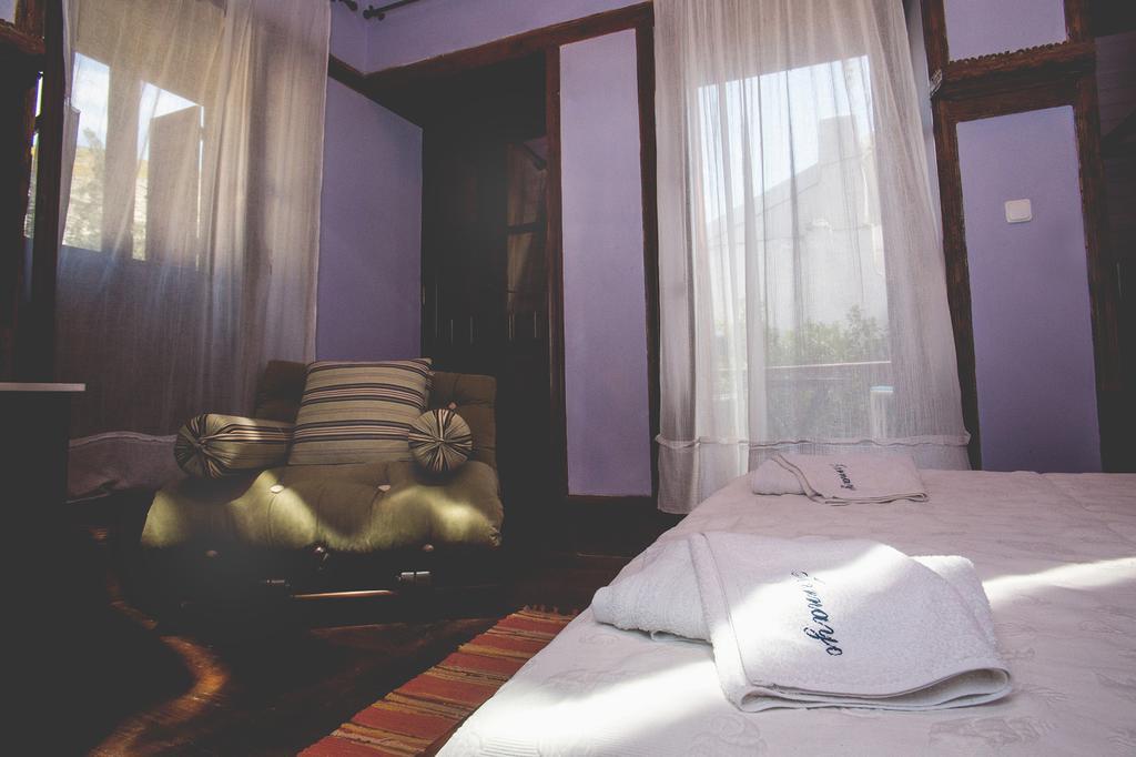 Karnayo Hotel Megisti ภายนอก รูปภาพ